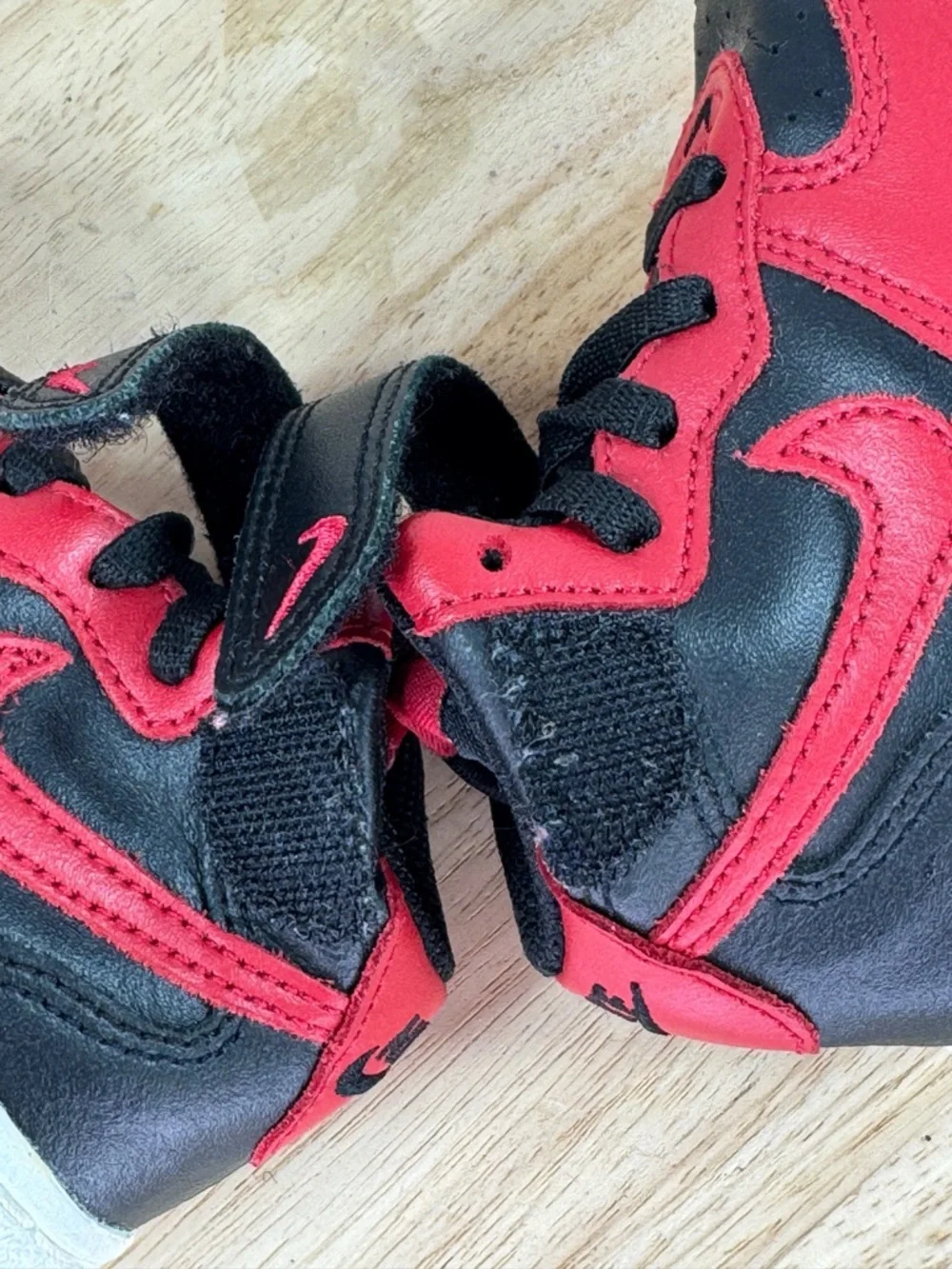 Nike Air Force 1 Mid Toddler Sneakers Red‎ Black Size 5 307192-063